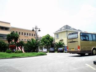 Howard Johnson Palm Beach Resort Shanghai Exterior foto